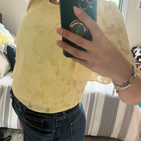 Suzy Shier Crop Top - Picture 1 of 3